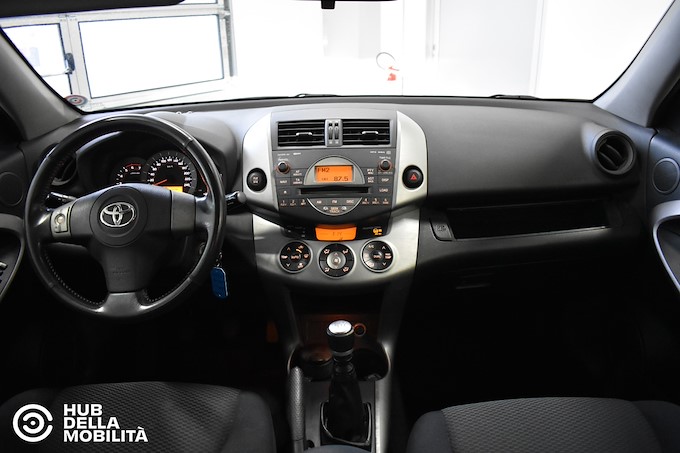 TOYOTA RAV4 2.2 D-4D 136 CV Sol